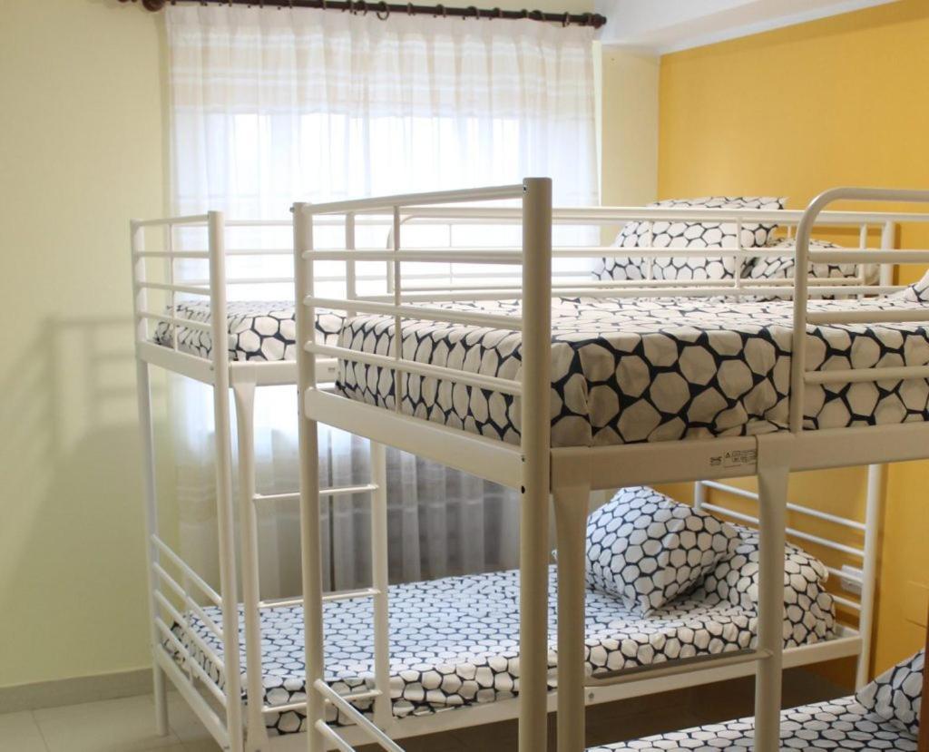 Albergue Internacional De לאנס מראה חיצוני תמונה